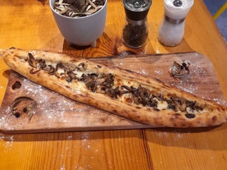 Kavurmalı Mantarlı Kaşarlı Pide (Açık) görseli