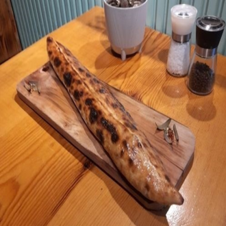 Ispanaklı Kıymalı Peynirli Pide (Kapalı) görseli