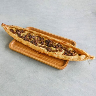 Kavurmalı Kaşarlı Trabzon Pidesi görseli