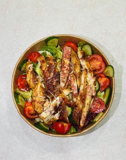 Izgara Tavuklu Salata görseli