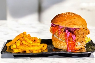 Hot Chicken Burger görseli