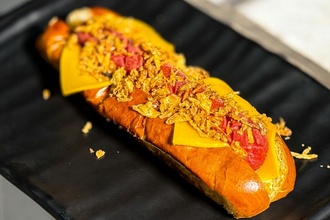 Chipotle Soslu Hot Dog görseli