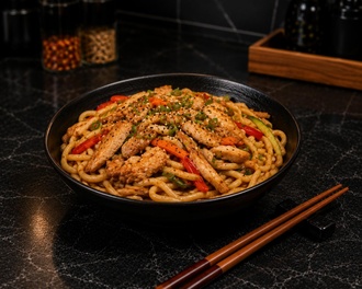 Tavuklu Udon görseli
