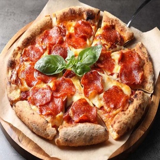 Pepperoni Pizza Orta Boy görseli
