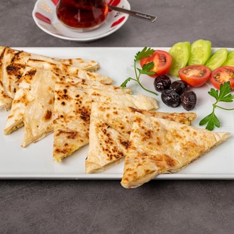 Patatesli Gözleme & Ayran Menü görseli