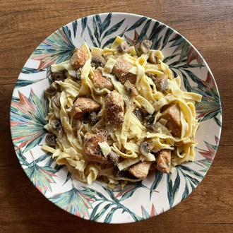 Fettuccini Alfredo görseli