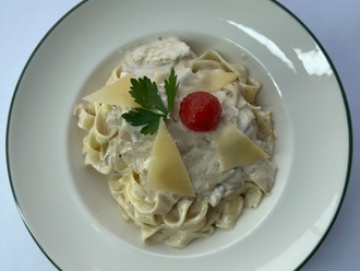 Fettuccine Alfredo görseli