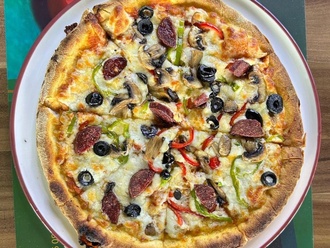Karışık Pizza görseli