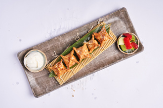 Apple Pie Cinnamon Wonton görseli
