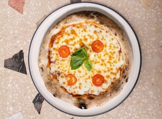 Margherita Pizza (Orta) görseli