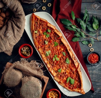 Kuşbaşılı Pide görseli