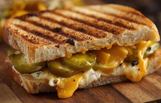 🌶️ Acılı Tost (Jalapeño + Cheddar) görseli