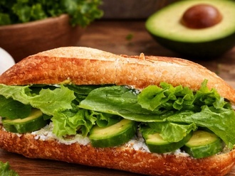 Avokado & Yumurtalı Fresh Sandviç görseli