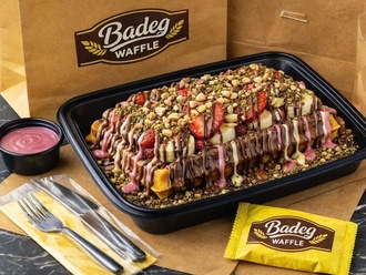 Çilek Şöleni Waffle (Large) görseli