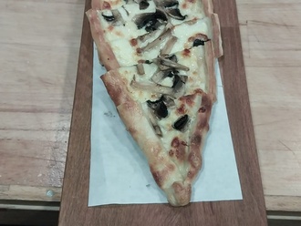 Açık Kaşarlı Mantarlı görseli