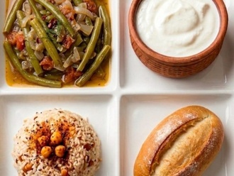 Taze Fasulye & Pirinç Pilavı & Yoğurt görseli