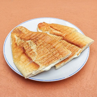 Tam Ekmek Arası Kaşarlı Tost görseli