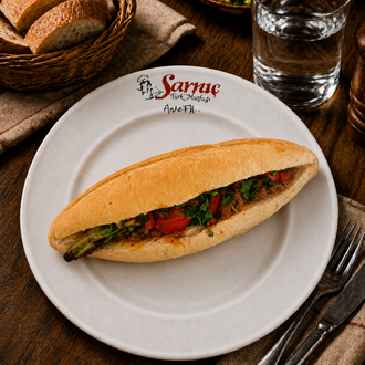 Ekmek Arası Et Tantuni görseli