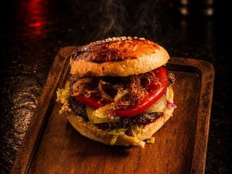 Classic Burger görseli