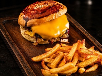 Boom Cheeseburger görseli
