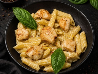 Kremalı Tavuklu Penne görseli
