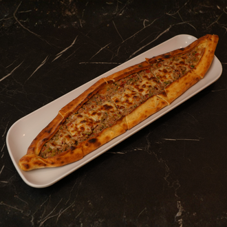 Kıymalı Kaşarlı Pide görseli