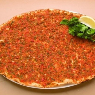 Sarımsaklı Lahmacun görseli