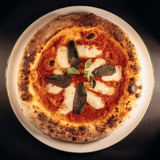 Margherita Pizza görseli