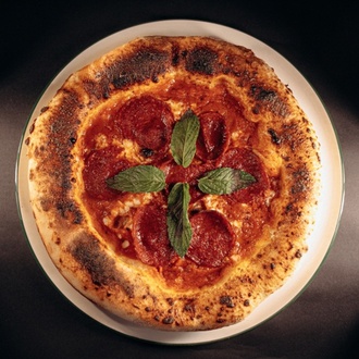 Pepperoni Pizza görseli