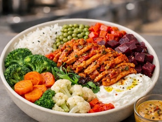 Meksika Soslu Tavuklu Bowl görseli