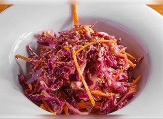 Acılı Kırmızılahana Salatası görseli