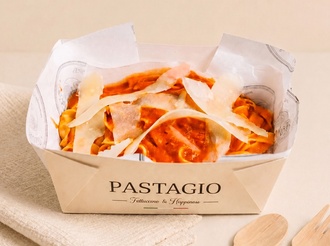 Fettuccine Alla Napoletana görseli