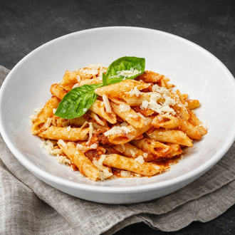 Penne Al Pomodoro Fresco & Makarna görseli