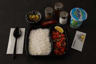 Sade Pilav Menü(sade Pilav +Sumaklı Çoban Salata +Büyük Ayran 270 Ml) görseli