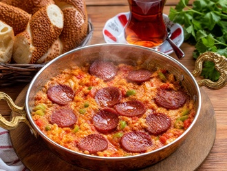 Sucuklu Menemen görseli
