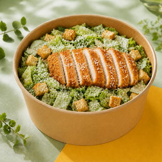 Schnitzel Sezar Soslu Salata görseli