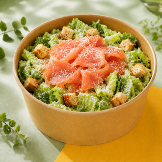 Somon Füme Sezar Soslu Salata görseli