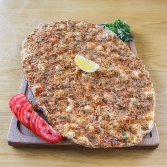 Özel Lahmacun görseli