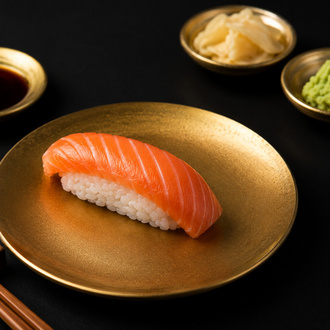 Salmon Nigiri (2 Pcs) görseli