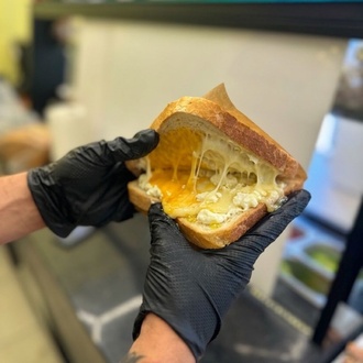 4 Peynirli Tost görseli