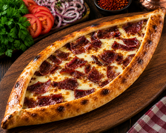 Pastırmalı Pide görseli