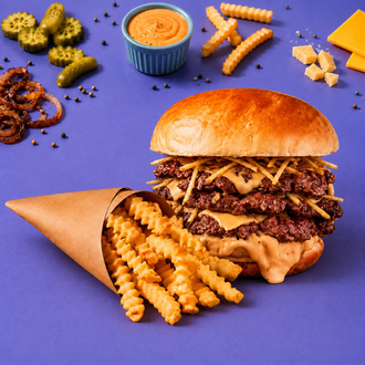 Triple Smash Burger & Tırtıklı Patates görseli