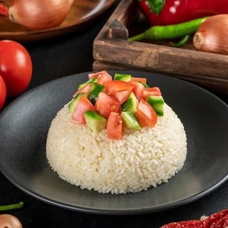 1 Porsiyon Salatalı Pilav (Tavuksuz) görseli