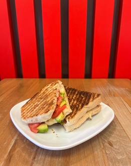 Avokado Tost görseli