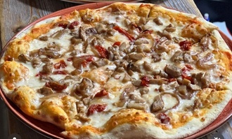 Porçini Mantarlı Pizza görseli