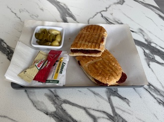 Sucuklu Tost görseli