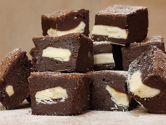 İki Çikolatalı Brownie görseli