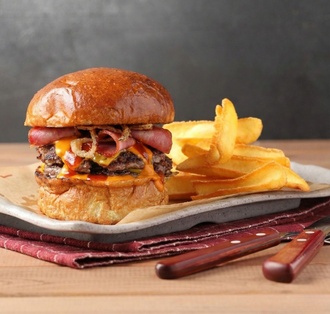 Fire Paprika Burger görseli