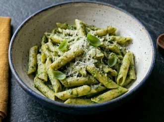 Pesto Soslu Penne görseli