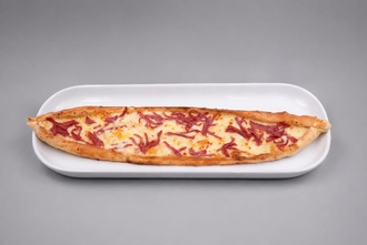 Salamlı Kaşarlı Pide görseli